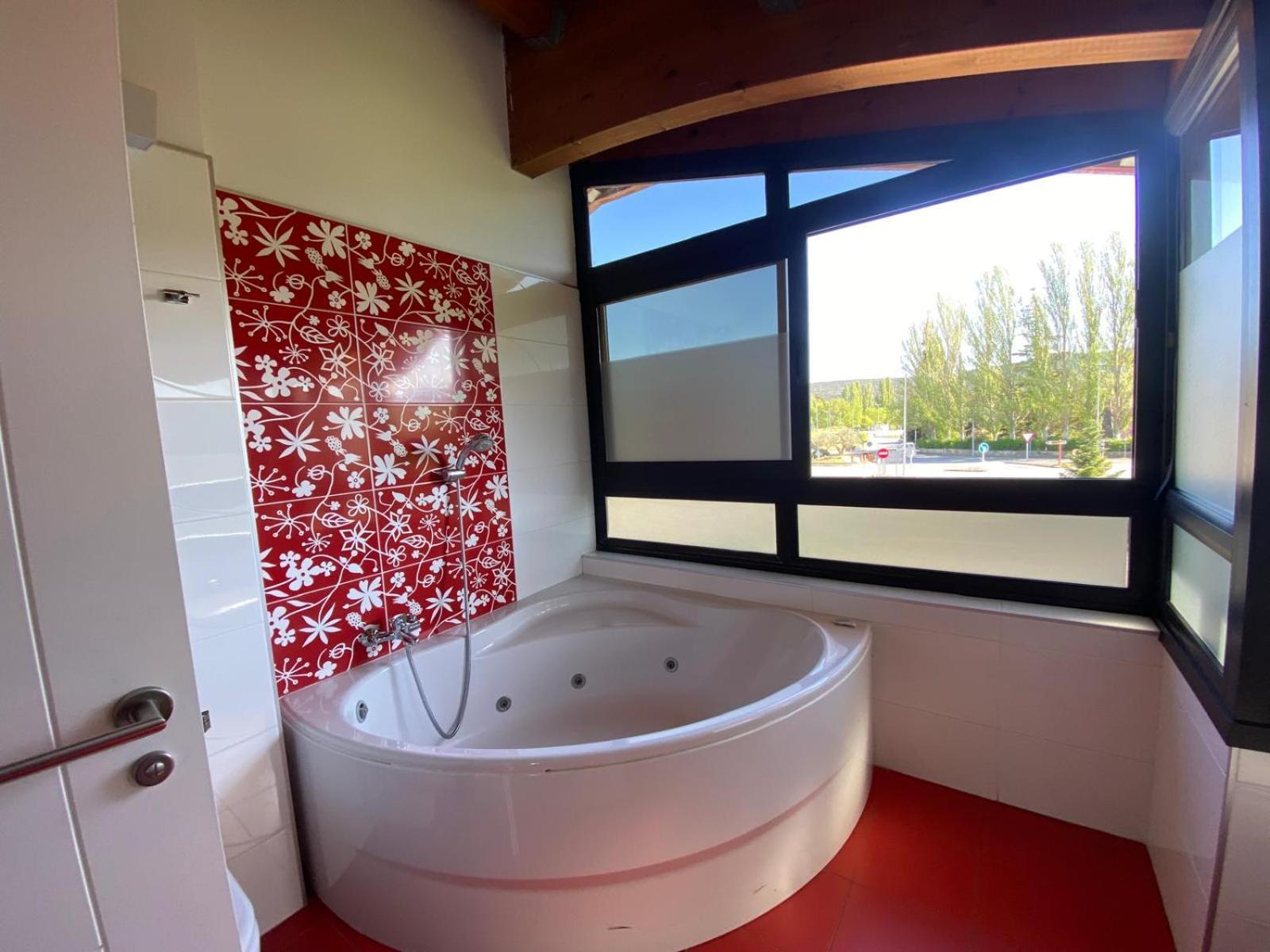 Roomrural Hotel Iru-Bide Lumbier Exterior foto